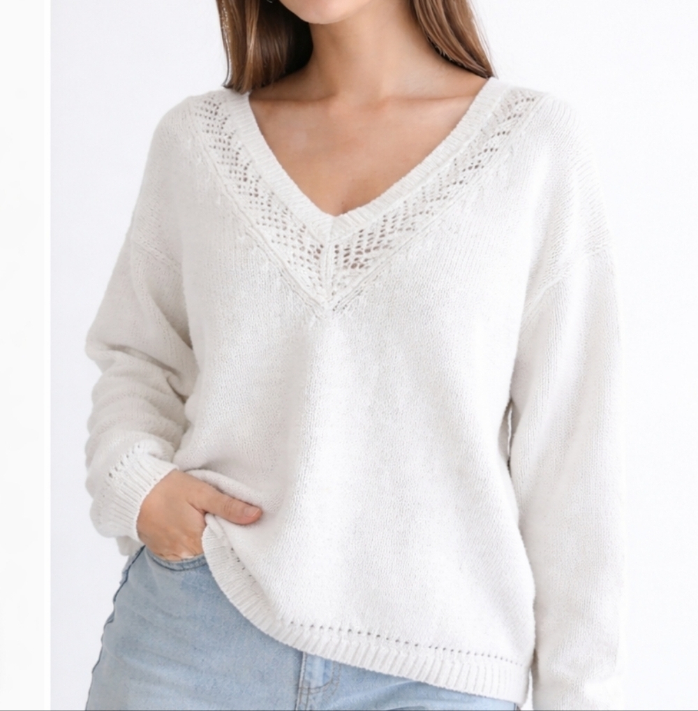 Vintage Anne Klein Knit Wear Ramie Cotton Blend  V Neck Knit Sweater